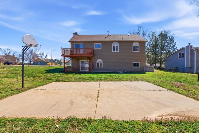 400 W White Tail St, Derby, KS 67037