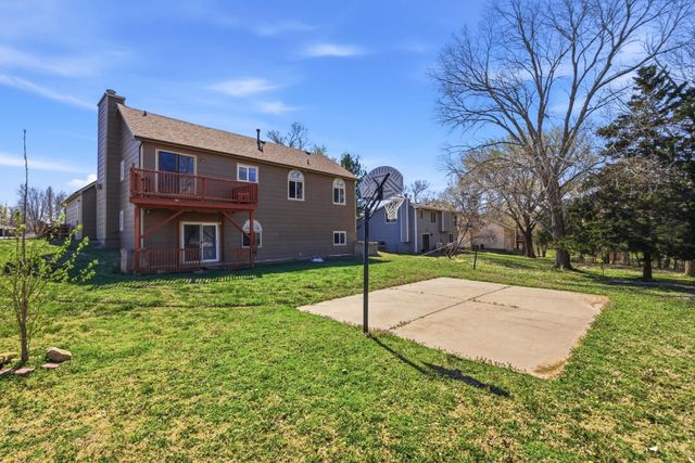400 W White Tail St, Derby, KS 67037