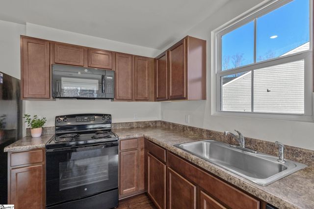 744 Parkside Drive, Woodruff, SC 29388