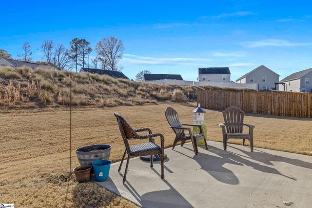 744 Parkside Drive, Woodruff, SC 29388