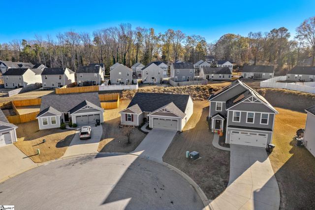 744 Parkside Drive, Woodruff, SC 29388