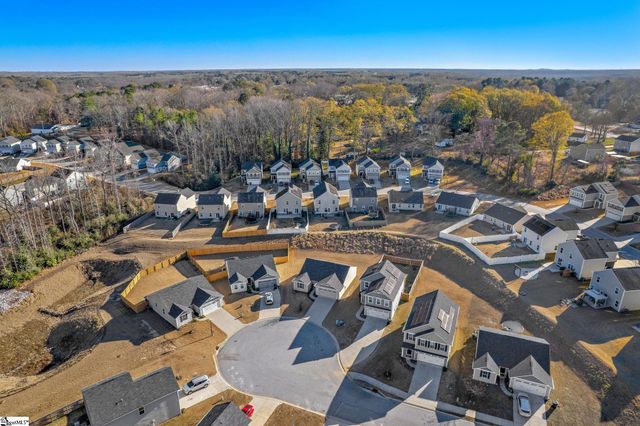 744 Parkside Drive, Woodruff, SC 29388