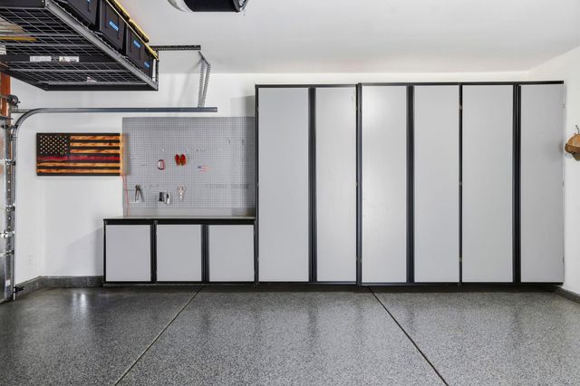 1740 Crocker Ln, Lincoln, CA 95648