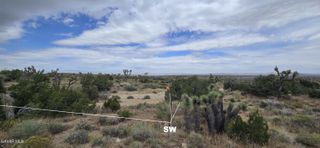 8900 E Avenue W-12, Littlerock, CA 93543