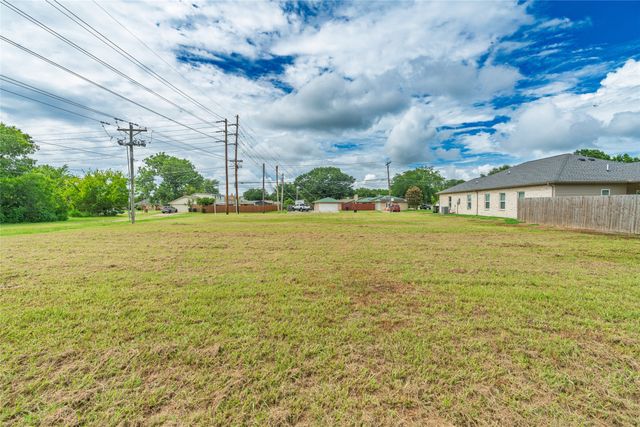 3625 & 3635 Shelby Avenue, Greenville, TX 75402