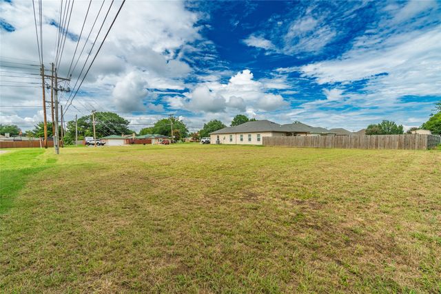 3625 & 3635 Shelby Avenue, Greenville, TX 75402