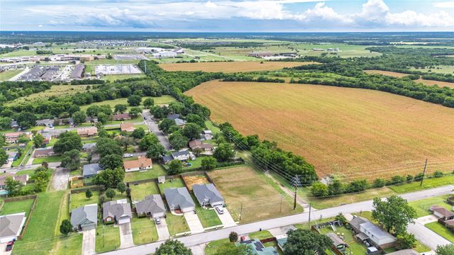 3625 & 3635 Shelby Avenue, Greenville, TX 75402