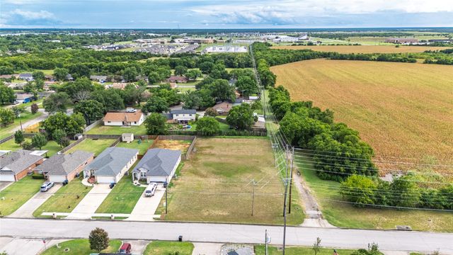 3625 & 3635 Shelby Avenue, Greenville, TX 75402