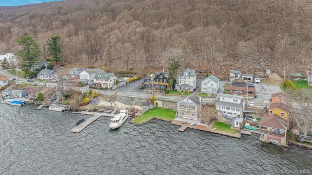 649 Jersey Avenue, Greenwood Lake, NY 10925