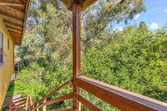 6180 Oakdale Avenue, Oakland, CA 94605