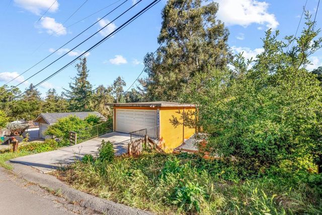 6180 Oakdale Avenue, Oakland, CA 94605