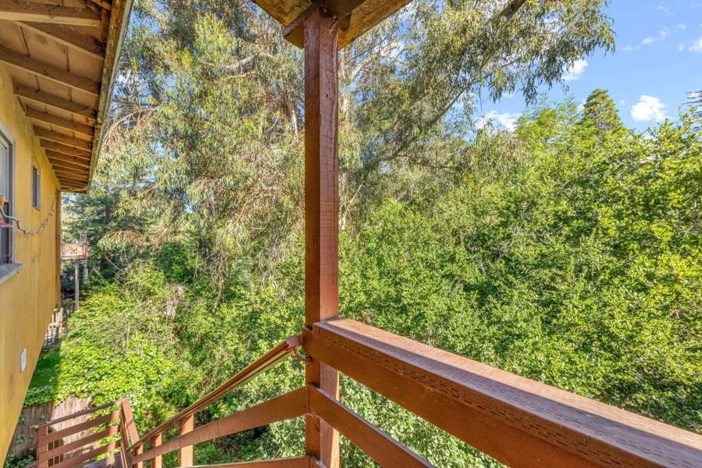 Image 34 of property listing at 6180 Oakdale Avenue, Oakland, CA 94605