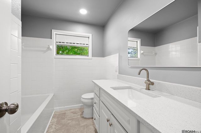 2544 N Day Dr, Baker, LA 70714