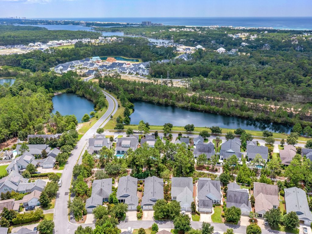Image 32 of property listing at 21 Jack Knife Drive, Watersound, FL 32461
