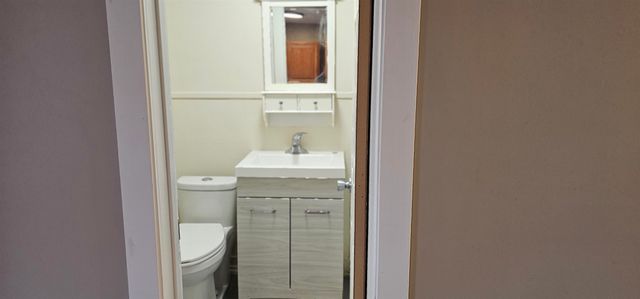 414 S Monroe Street, Bay City, MI 48708