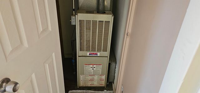 414 S Monroe Street, Bay City, MI 48708