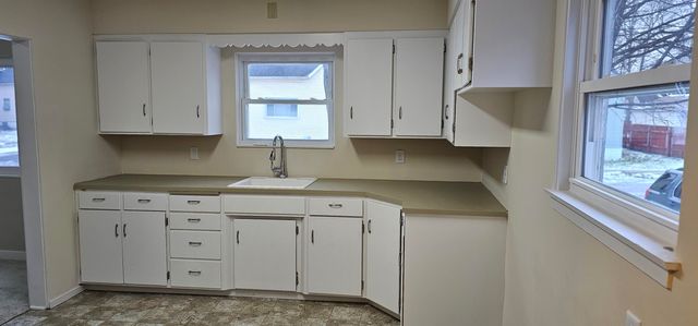 414 S Monroe Street, Bay City, MI 48708