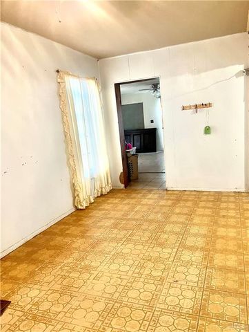 312 S Lee Street, Rio Grande City, TX 78582