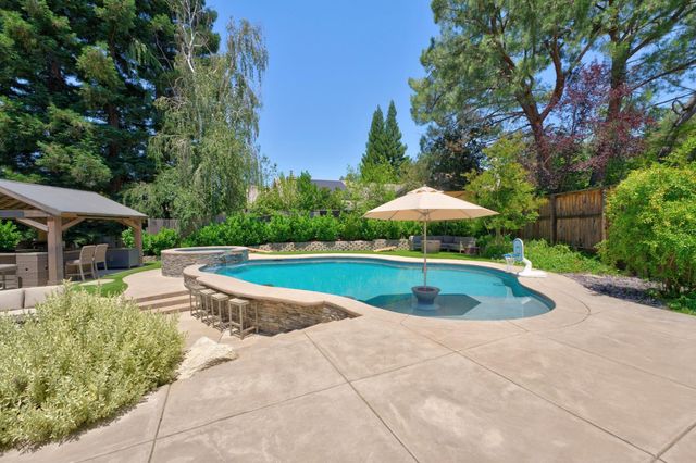 2411 Allendale Pl, El Dorado Hills, CA 95762