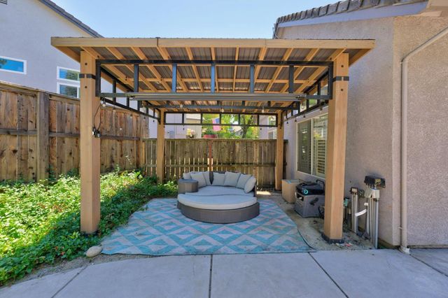 2411 Allendale Pl, El Dorado Hills, CA 95762