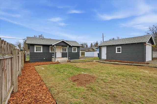 4011 N Calispel St, Spokane, WA 99205