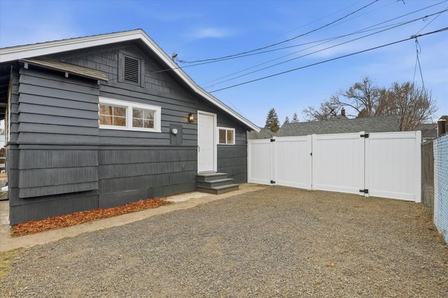 4011 N Calispel St, Spokane, WA 99205