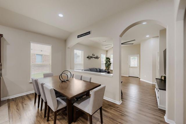10 Supiro Court, Manvel, TX 77578