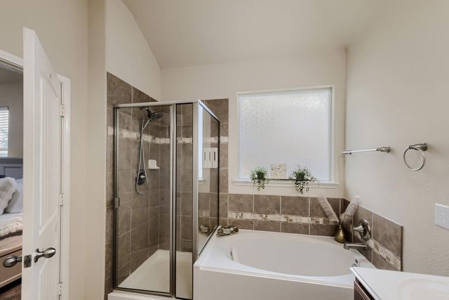 10 Supiro Court, Manvel, TX 77578