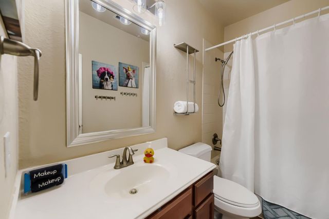 10 Supiro Court, Manvel, TX 77578