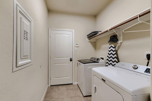 10 Supiro Court, Manvel, TX 77578