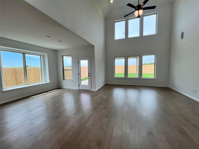 20332 Gillbrand RD, Manor, TX 78653