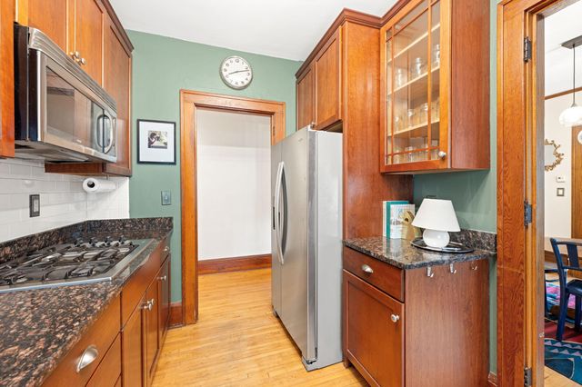 3332 Colfax Avenue S 101, Minneapolis, MN 55408