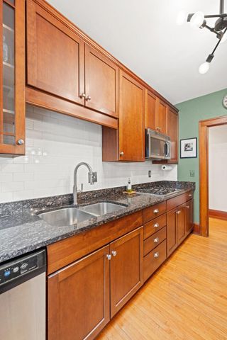 3332 Colfax Avenue S 101, Minneapolis, MN 55408
