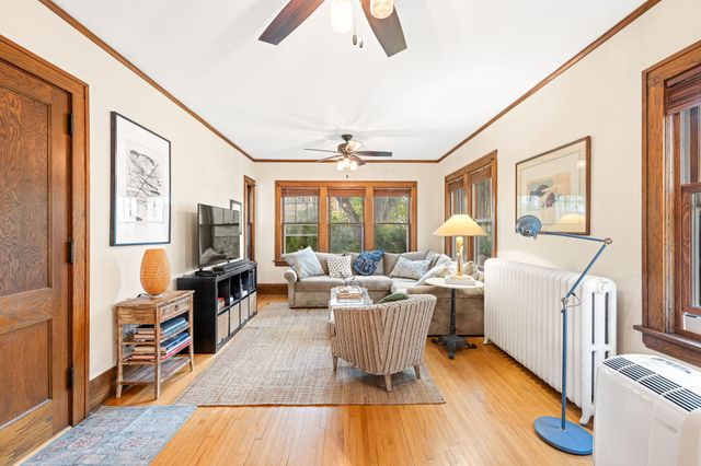 3332 Colfax Avenue S 101, Minneapolis, MN 55408