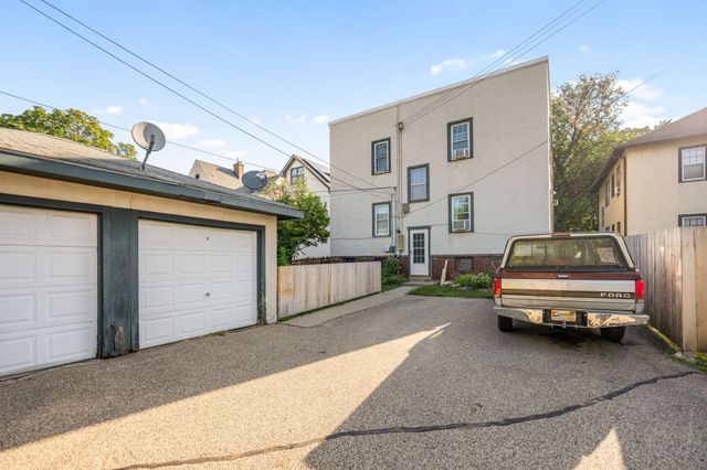 3332 Colfax Avenue S 101, Minneapolis, MN 55408