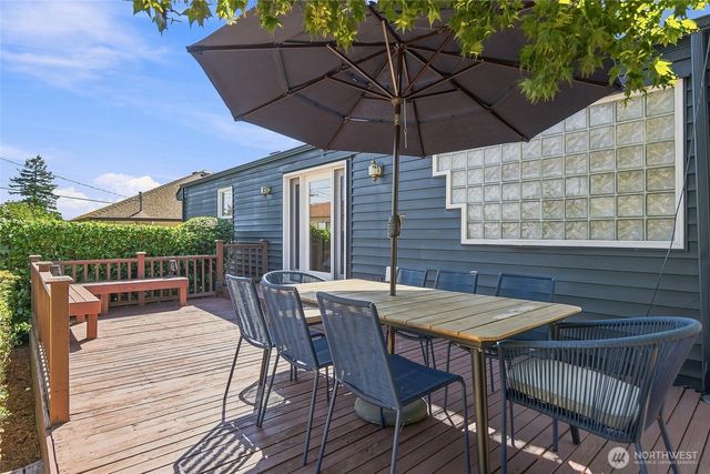 2006 Brashem Avenue, Bremerton, WA 98310
