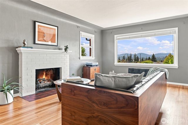 2006 Brashem Avenue, Bremerton, WA 98310
