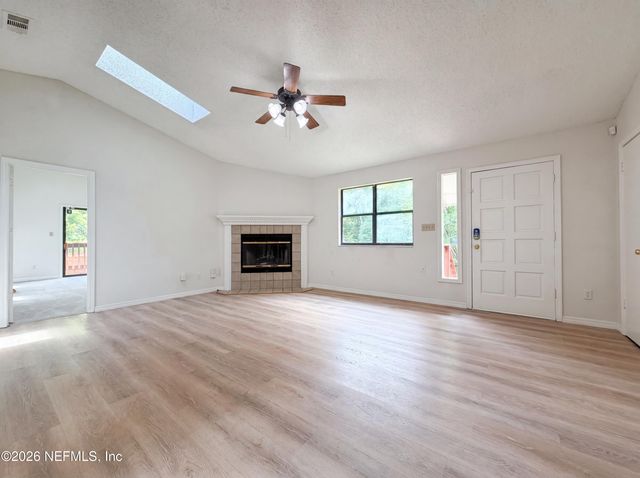 8510 MCNEILL Road, Jacksonville, FL 32244
