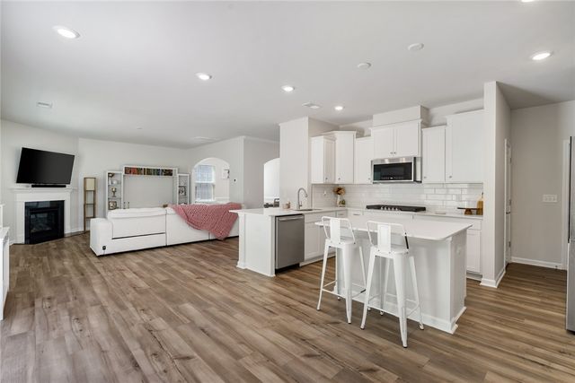 131 Somerset Lane, Central, SC 29630
