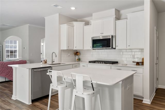 131 Somerset Lane, Central, SC 29630