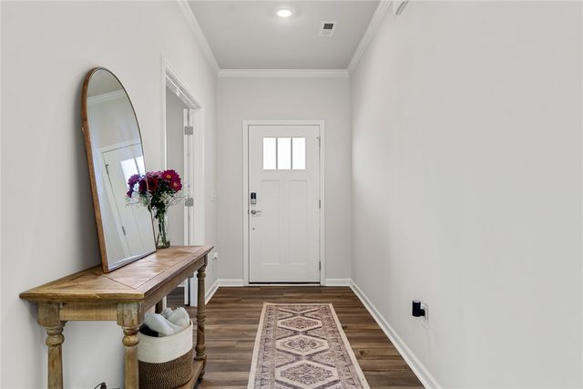 131 Somerset Lane, Central, SC 29630
