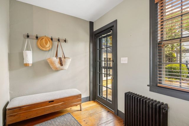 244 New Castle Avenue, Portsmouth, NH 03801
