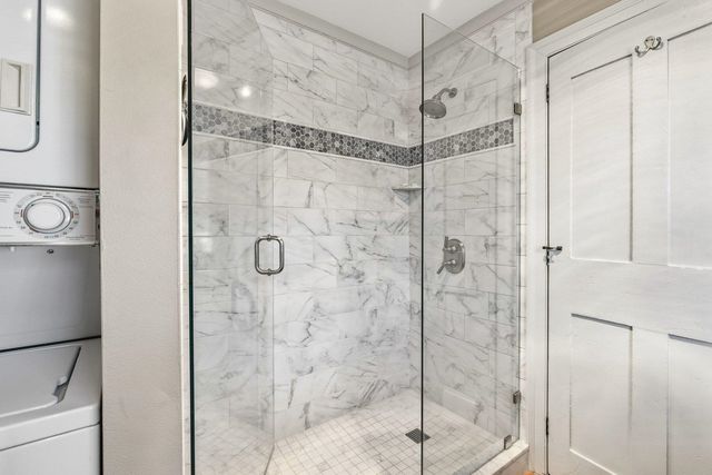 244 New Castle Avenue, Portsmouth, NH 03801