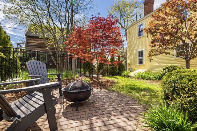 244 New Castle Avenue, Portsmouth, NH 03801