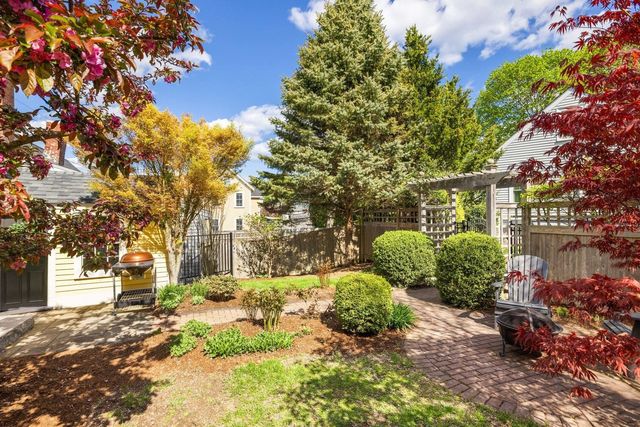 244 New Castle Avenue, Portsmouth, NH 03801
