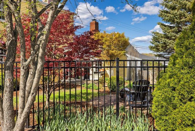 244 New Castle Avenue, Portsmouth, NH 03801