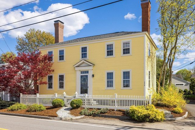 244 New Castle Avenue, Portsmouth, NH 03801