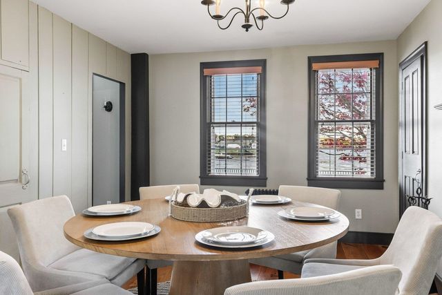 244 New Castle Avenue, Portsmouth, NH 03801