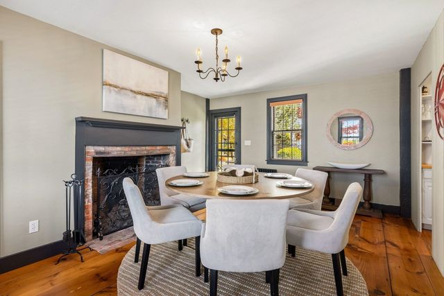 244 New Castle Avenue, Portsmouth, NH 03801