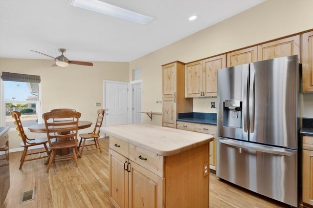 214 Sunrise Bluffs Drive, Belen, NM 87002